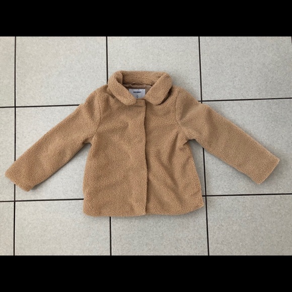 Old Navy Other - Old Navy teddy bear coat (girls) - size 5T